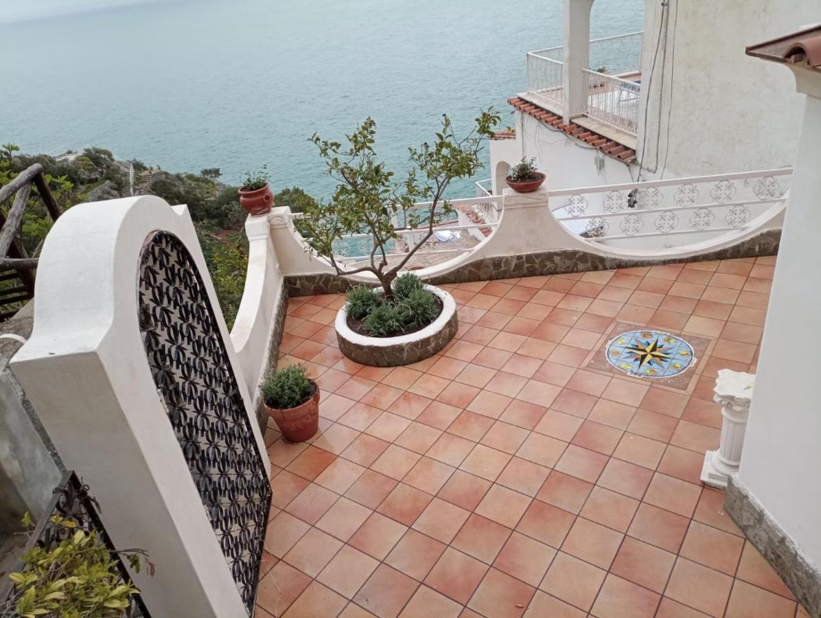 La Limonaia E La Praia Praiano Exterior foto
