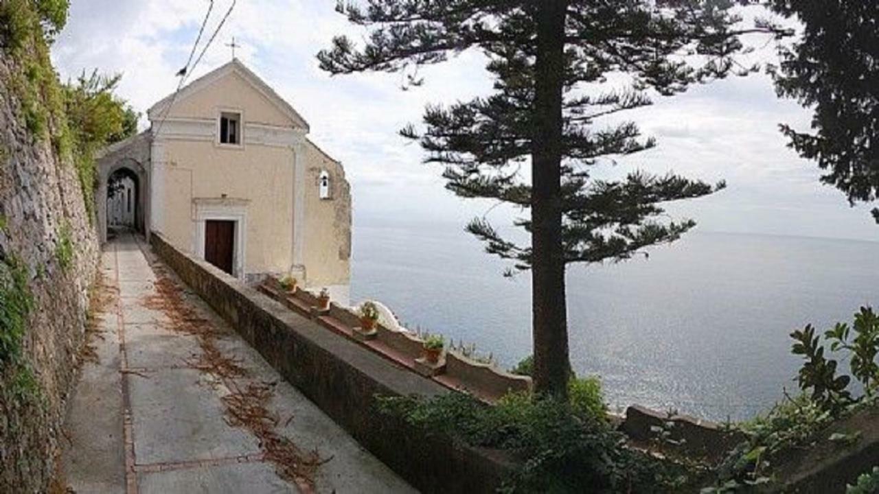 La Limonaia E La Praia Praiano Exterior foto
